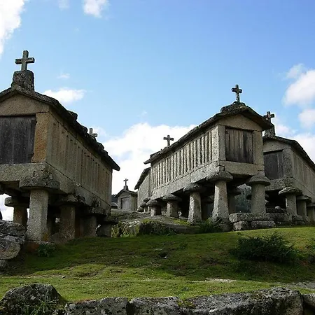 Casa Da Tojeira *